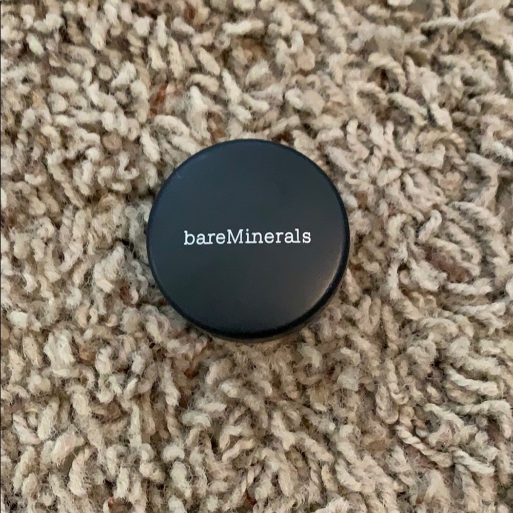 Bare Minerals eye shimmer